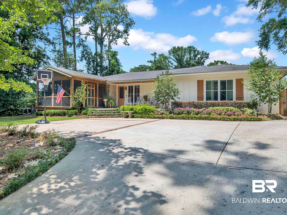 1st image of 205 Gayfer Ct