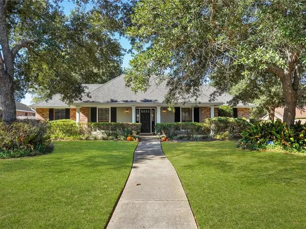 1409 Lake Village Blvd, Slidell, LA 70461