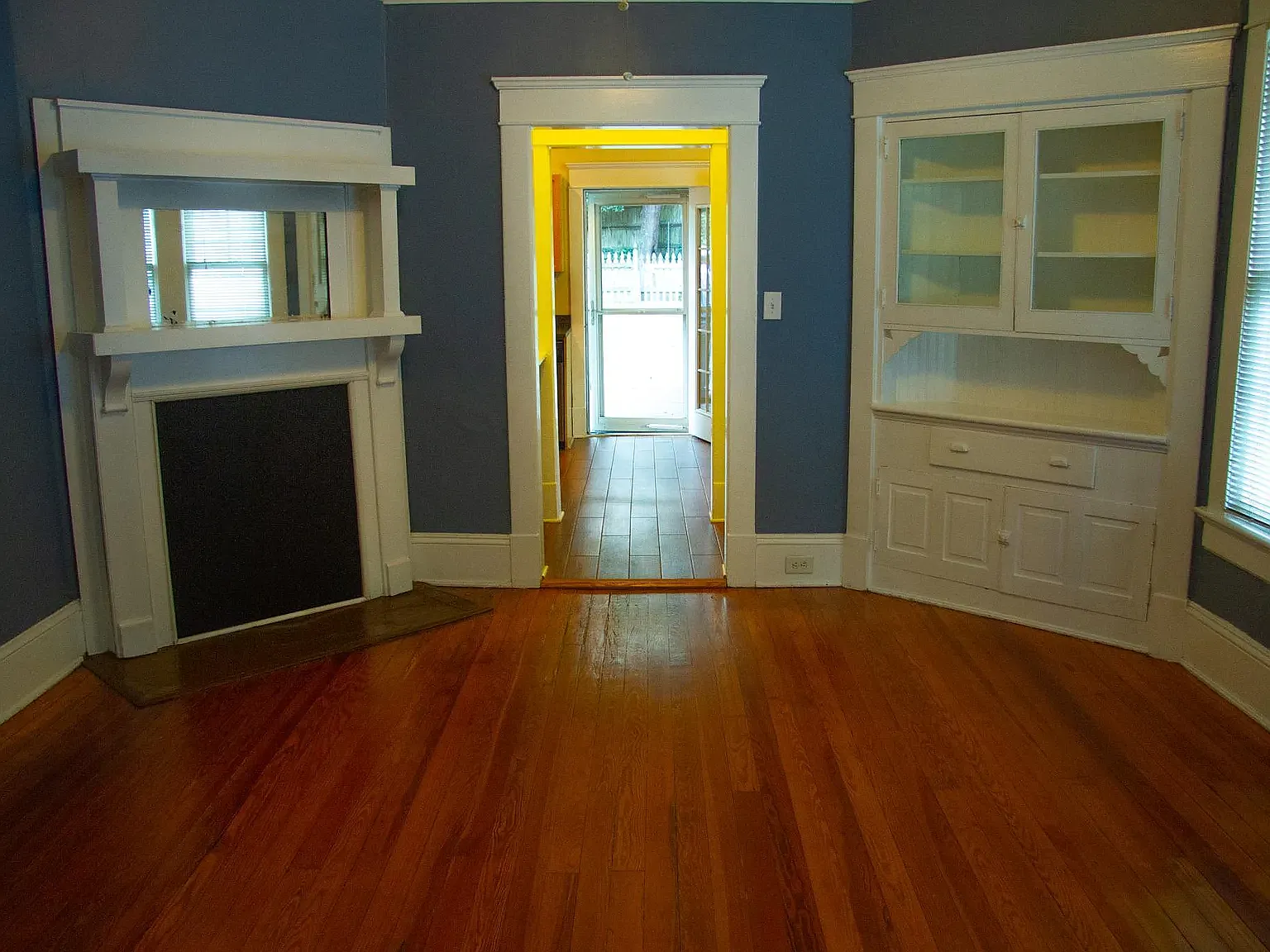 2 bed, 1392 sqft, $2,900 — Photo 4