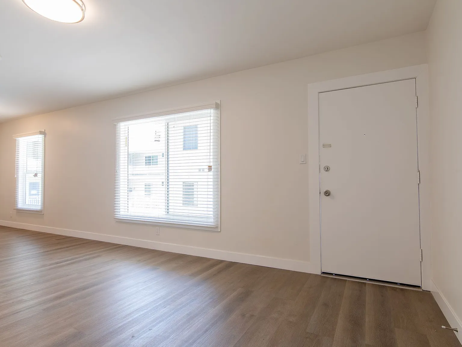 St. Andrews Apartments — Photo 2