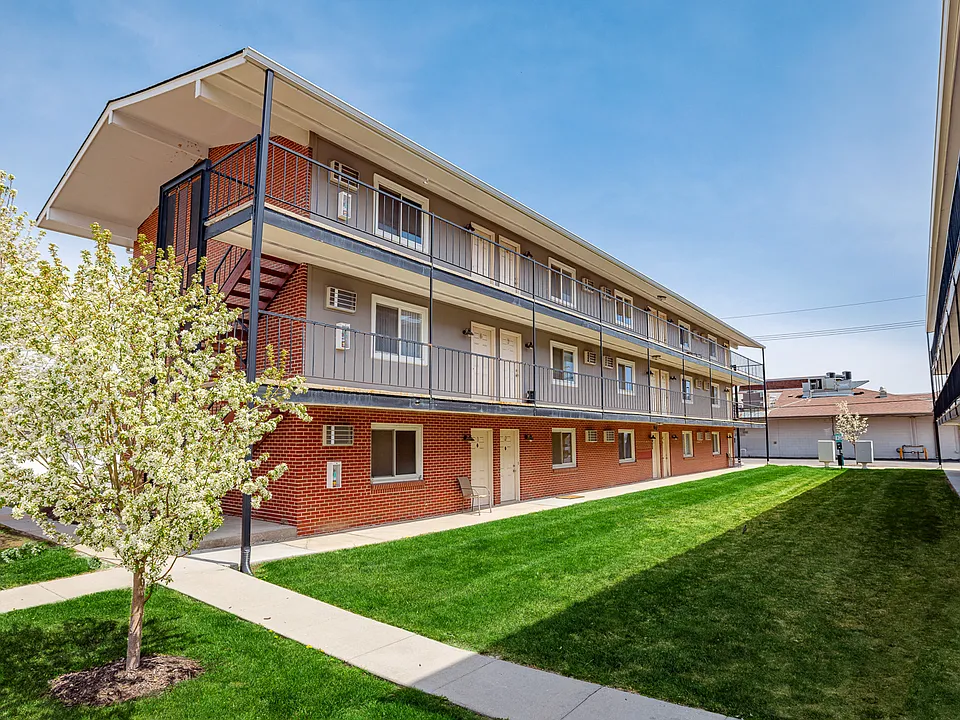 Marshall Apartments