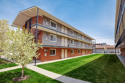 Marshall Apartments Photo 1