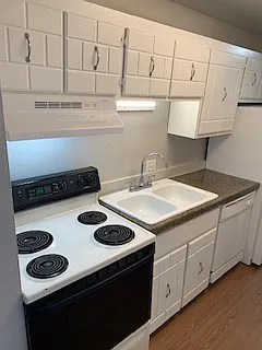 Crestview Apartments — Photo 40
