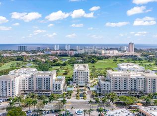 220 SE Mizner Blvd #321, Boca Raton, FL 33432