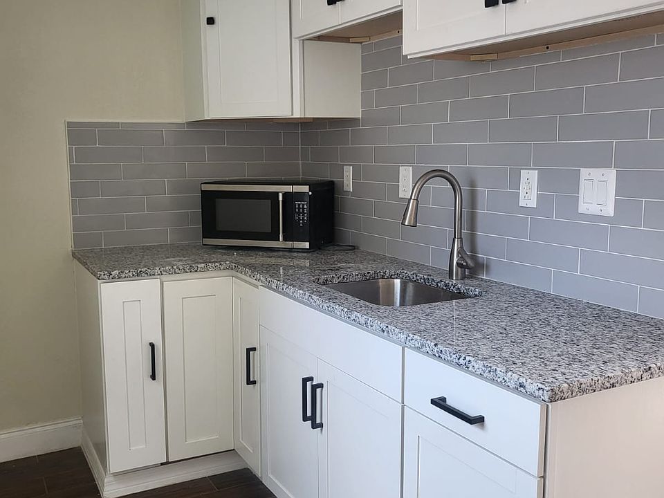 1st image of 5603 Golden Dr