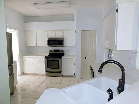 4th image of 1775 Bayhill Dr