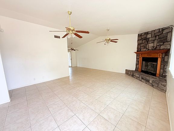 4th image of 13357 Mohawk Rd APT A