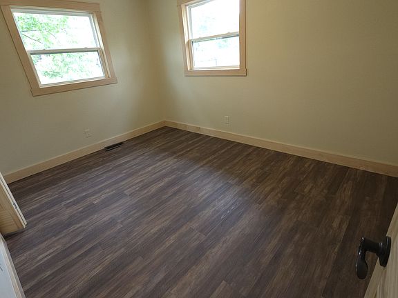 Bedroom 13x11