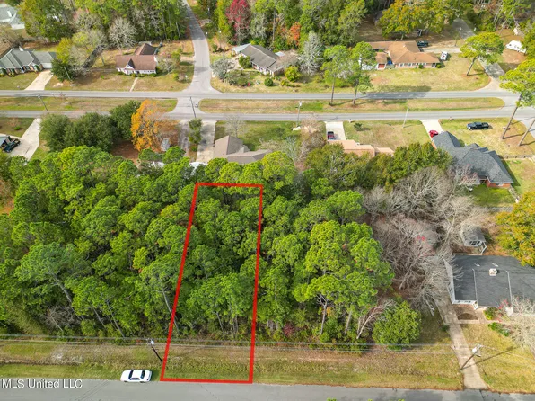 Barracuda Dr Lot 9, Gautier, MS 39553