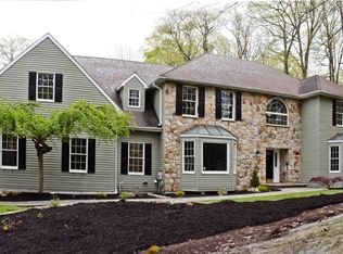 83 Under Rock Rd, Sparta, NJ 07871