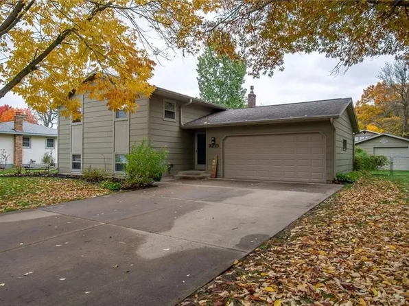 3215 Phoenix Avenue, Eau Claire, WI 54703