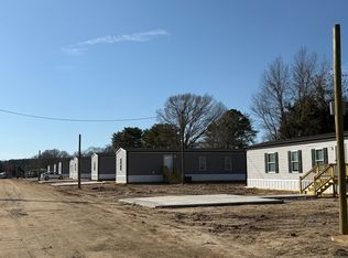 904 Longview Dr, Hartsville, SC 29550