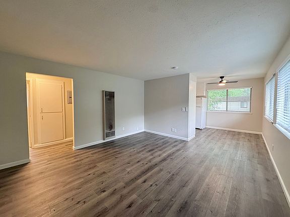 4th image of 2419-21 F St #2421-05
