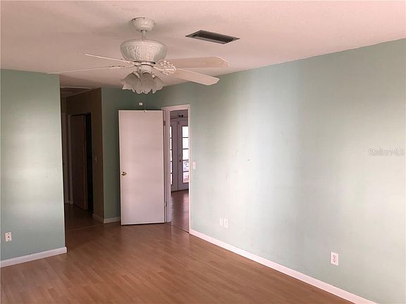4th image of 1437 Monte Carlo Dr
