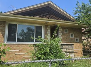 1924 W Marquette Rd, Chicago, IL 60636