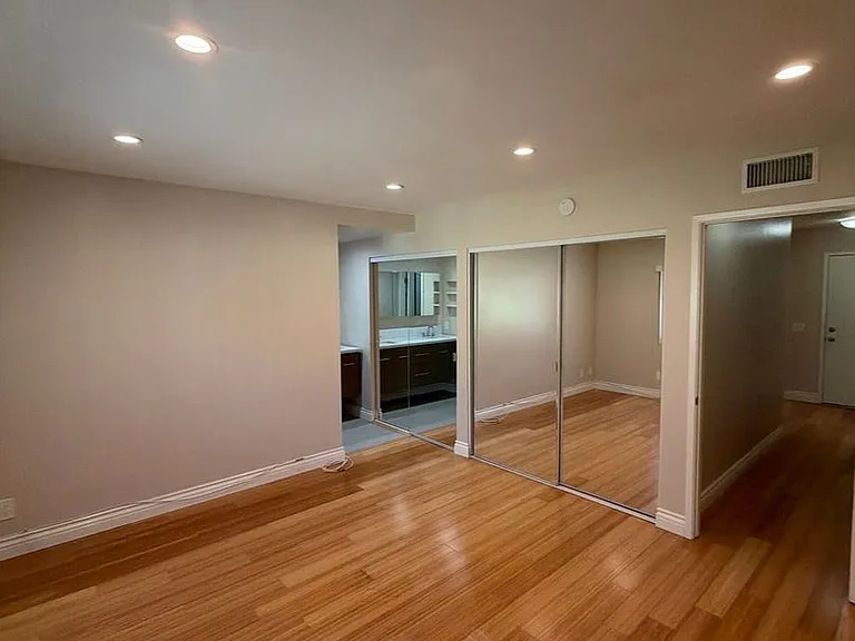 927 Redlen Ave — Photo 58