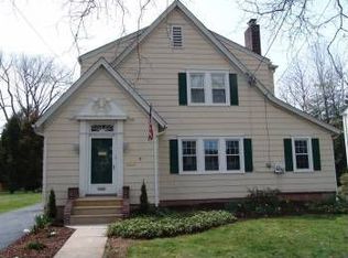 611 Jefferson Ave, Morrisville, PA 19067