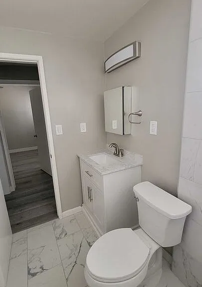 530 S Normandie Ave #16 — Photo 12