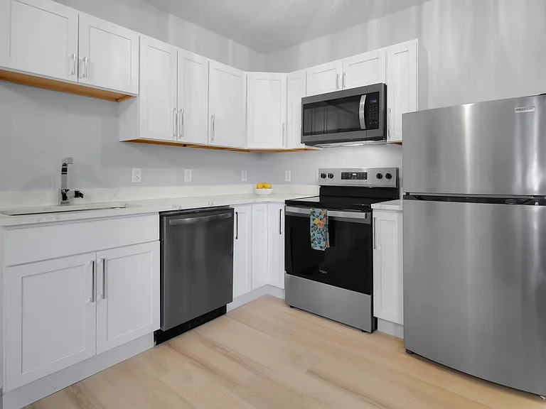 104 Harvard Pl — Photo 187