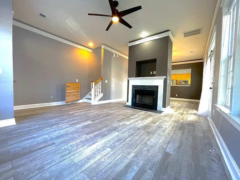 318 White Gables Dr — Photo 5