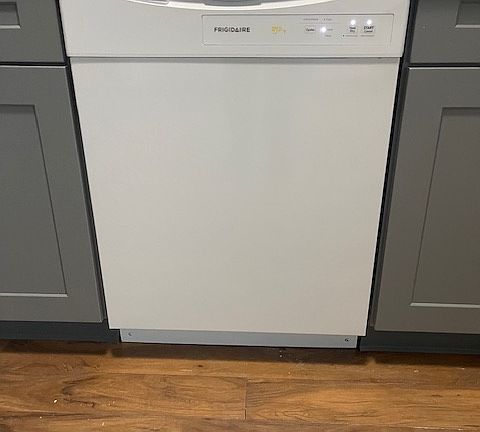 New dishwasher
