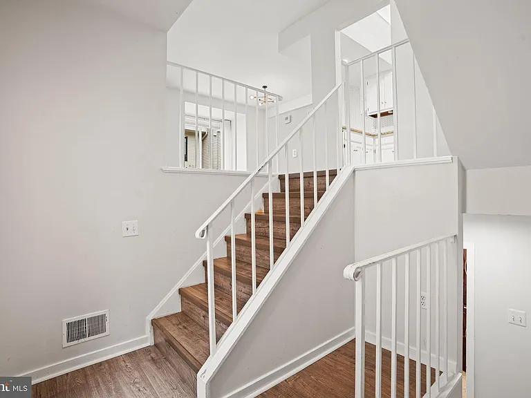 18616 Pier Point Pl — Photo 14