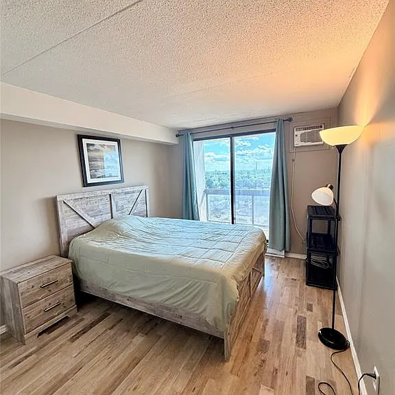150 Park St W #1413 — Photo 16