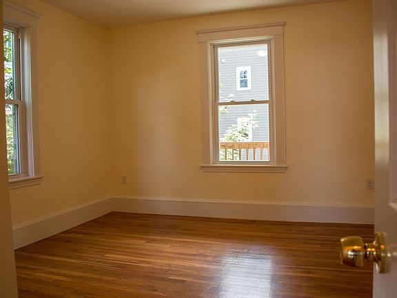 5th image of 200 Reservation Rd