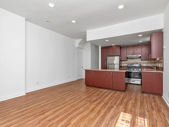 4th image of 7719 Parsons Blvd