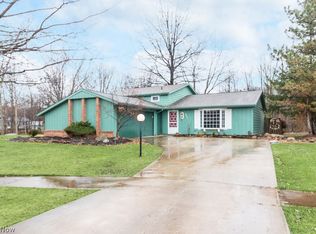 20274 Glenwood Ln, Strongsville, OH