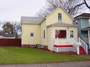 719 Walnut St, Grand Forks, ND 58201