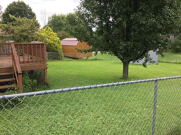 3rd image of 324 Goff St