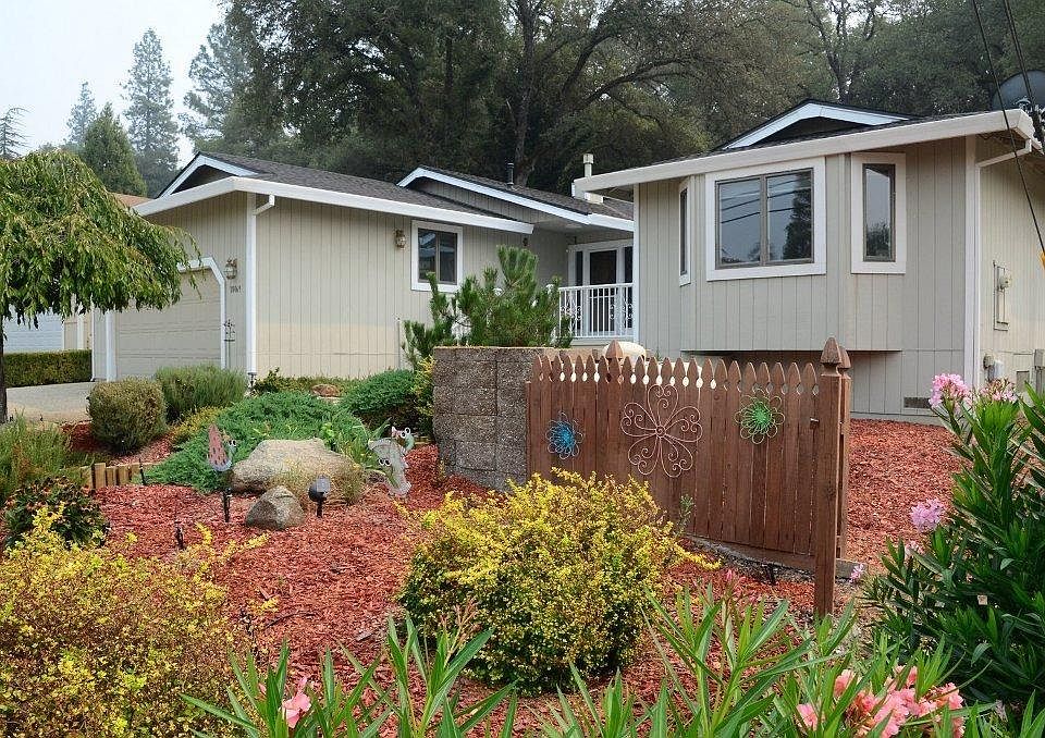 1st image of 18069 Lake Forest Dr