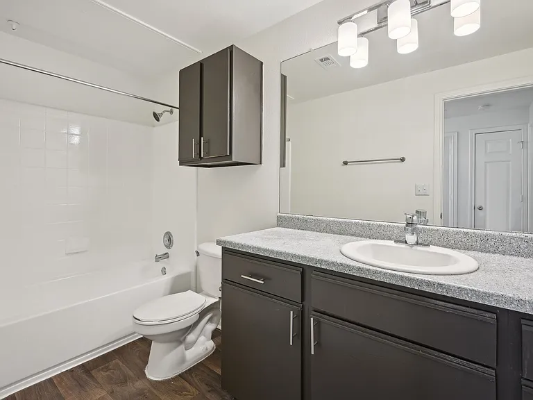 Mission Eagle Pointe — Photo 17