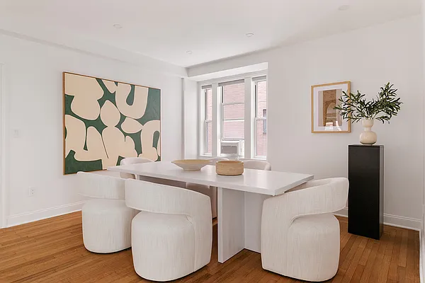 Sold by Nest Seekers International | media 4