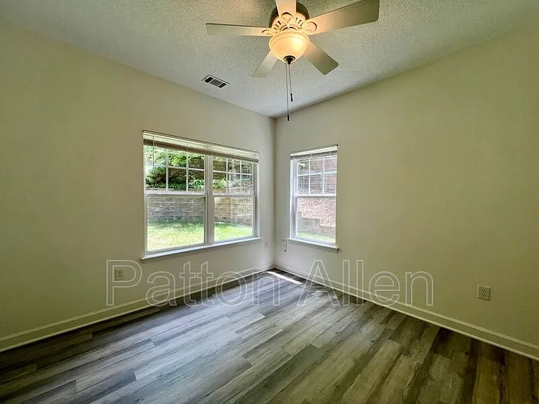 2000 Olde Eastwood Village Blvd #106 — Photo 31