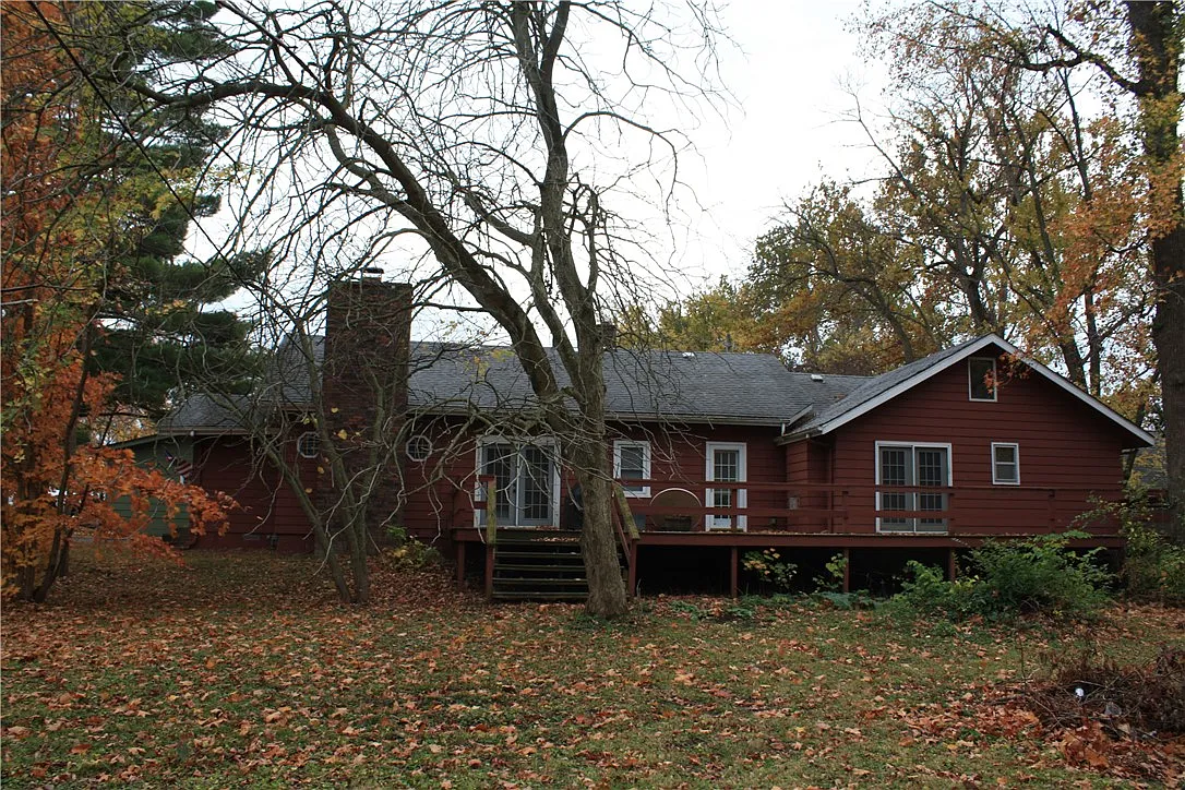 2705 S Taylor Rd photo 1