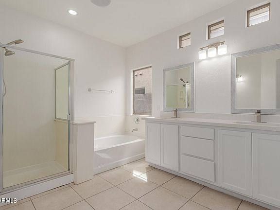 4th image of 10124 W LEVI Drive