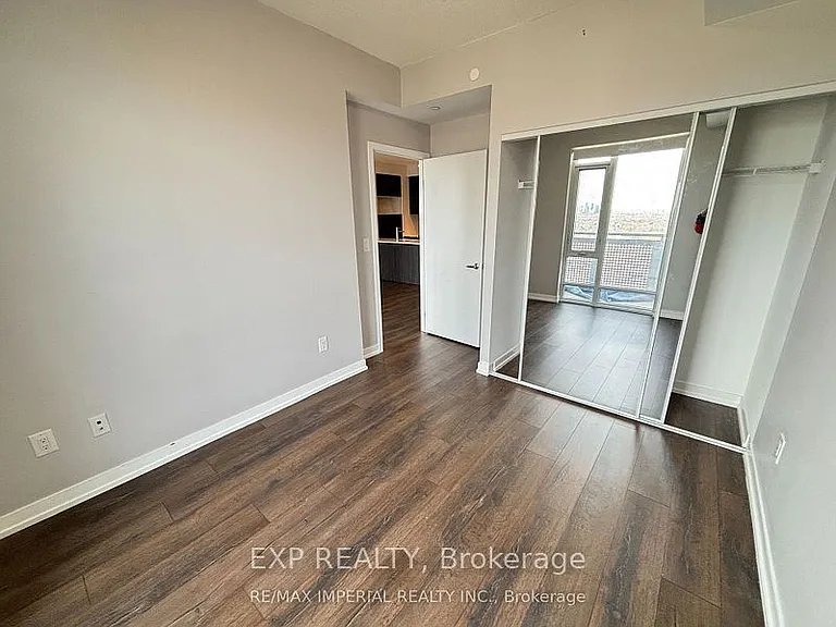 2520 Eglinton Ave W #1212 — Photo 15