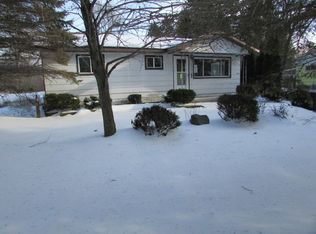638 N Court St, Au Gres, MI 48703