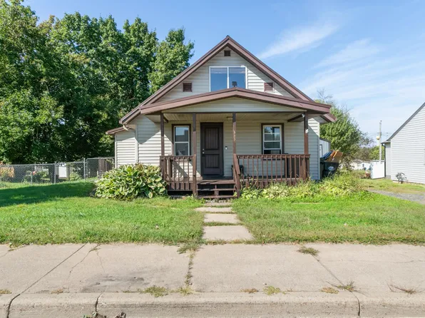 325 Prentice St S, Clayton, WI 54004
