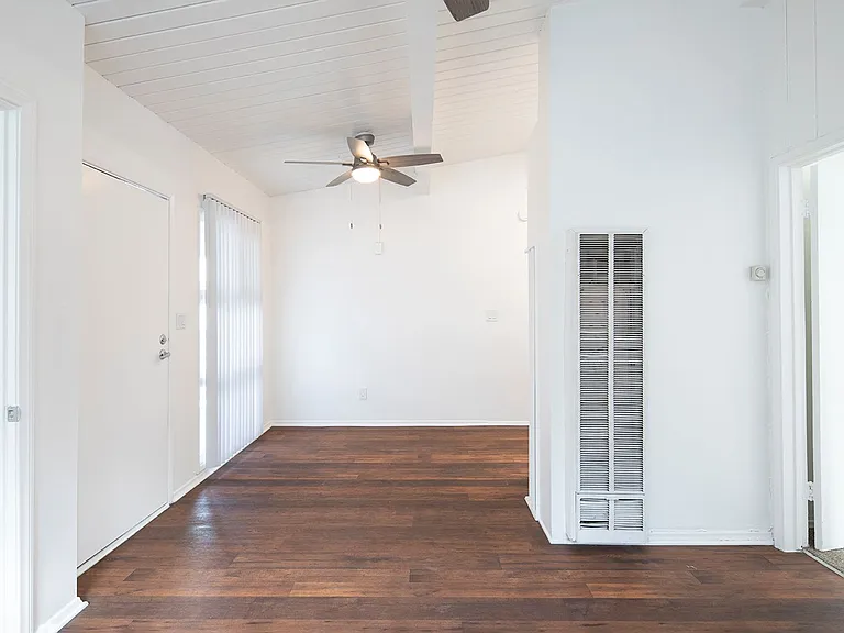 Aztec Lofts Apartments — Photo 12