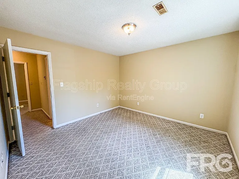 104 Shiloh Dr #A — Photo 17