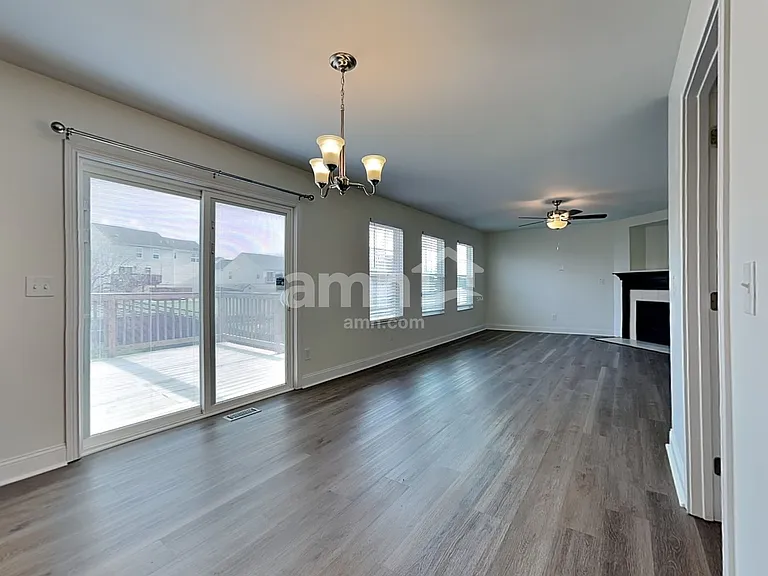 2243 Bluegrama Dr — Photo 8