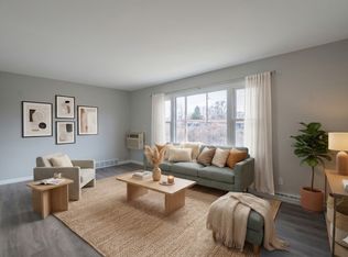 2 Bed Available Now in North Madison!, Madison, WI 53704