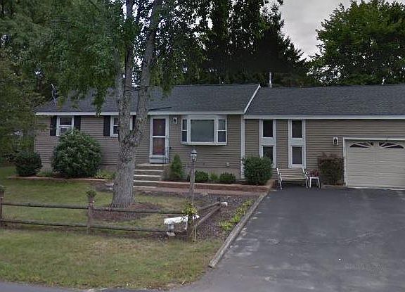5th image of 13 Briarcliff Dr