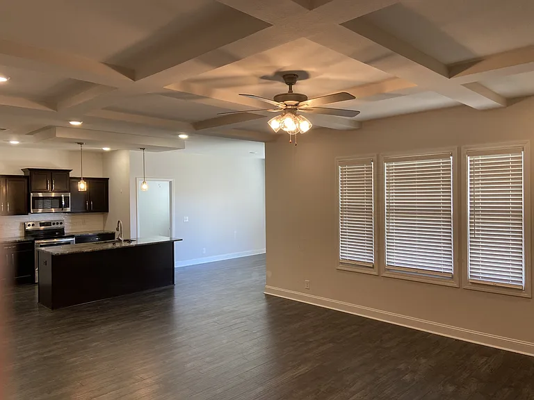602 Alvin Rd — Photo 9