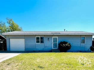 106 Oldweiler Dr, Holcomb, KS 67851