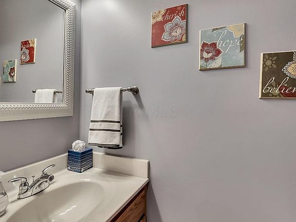 5th image of 680 Heartland Meadows Dr