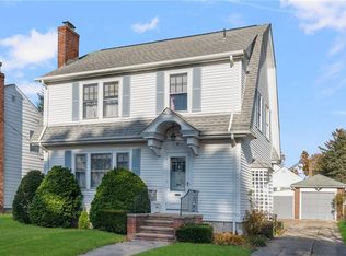 47 Richland Rd, Cranston, RI 02910